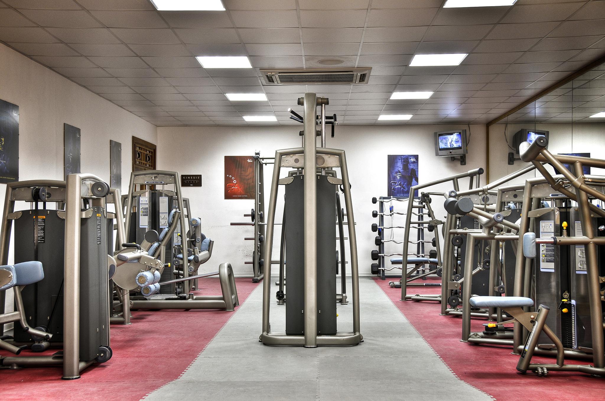 Corinthia Palace Malta Attard Екстериор снимка The gym at the London Marriott Hotel, Kensington