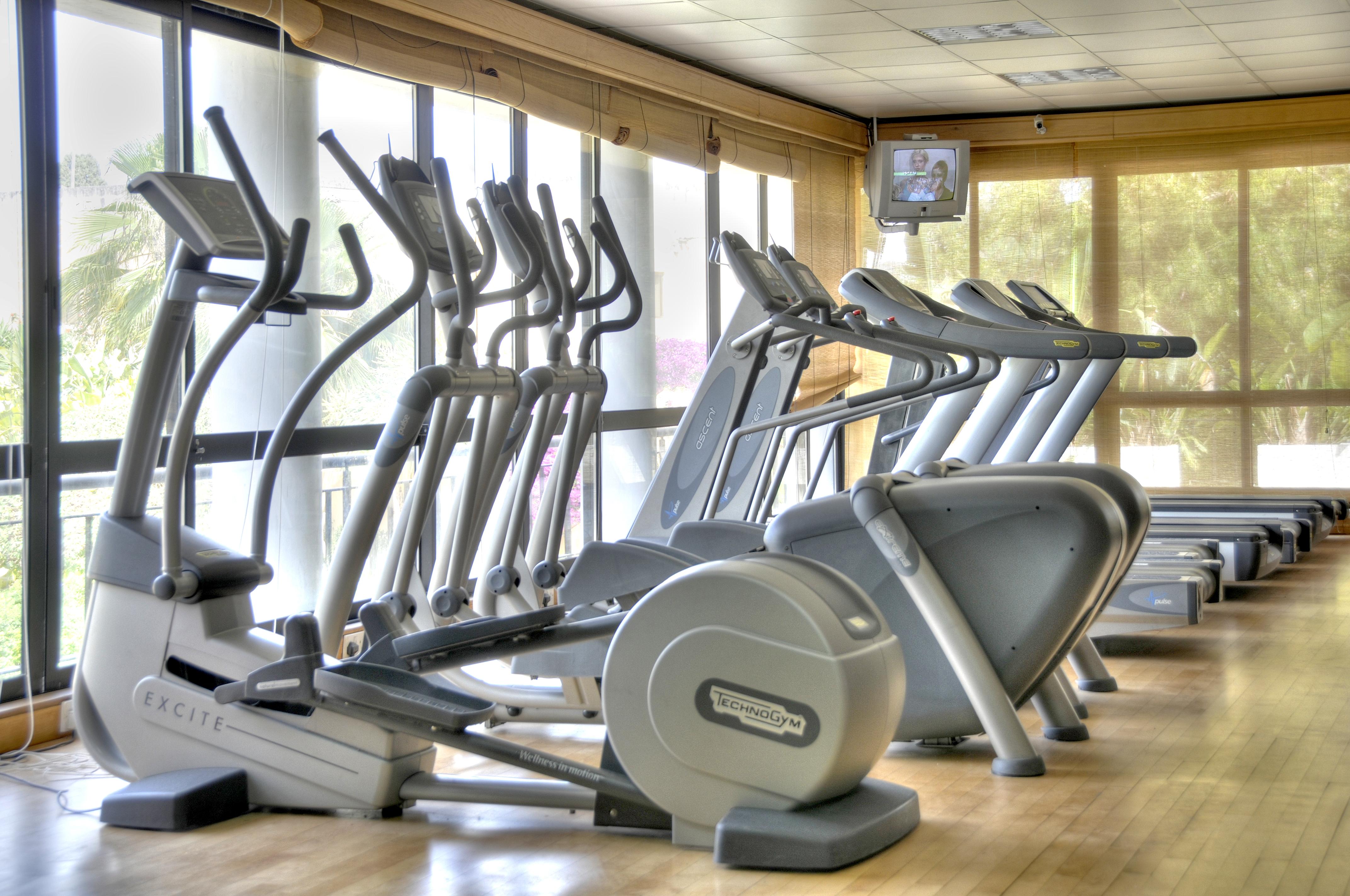 Corinthia Palace Malta Attard Екстериор снимка Elliptical cross trainer