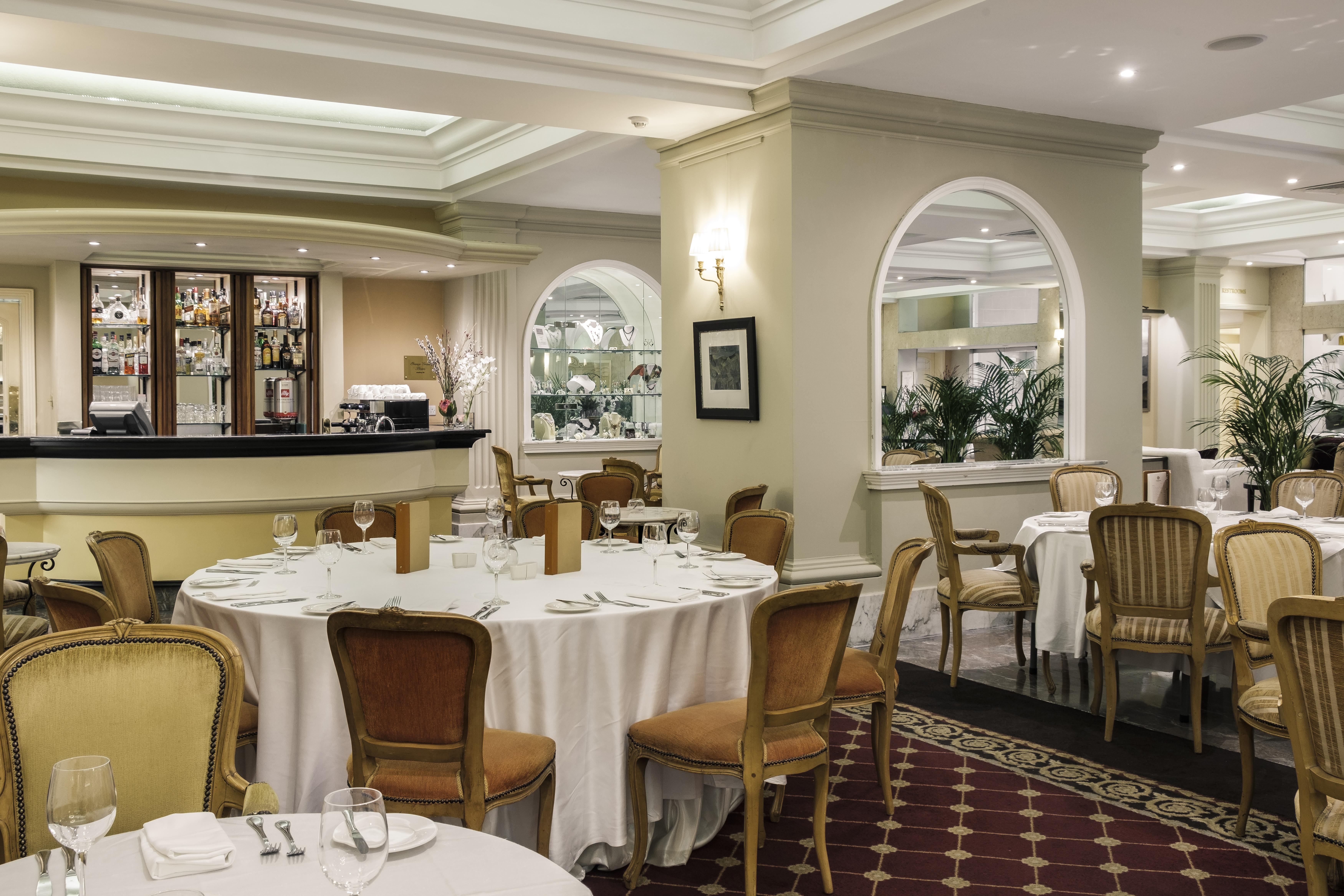 Corinthia Palace Malta Attard Екстериор снимка The restaurant